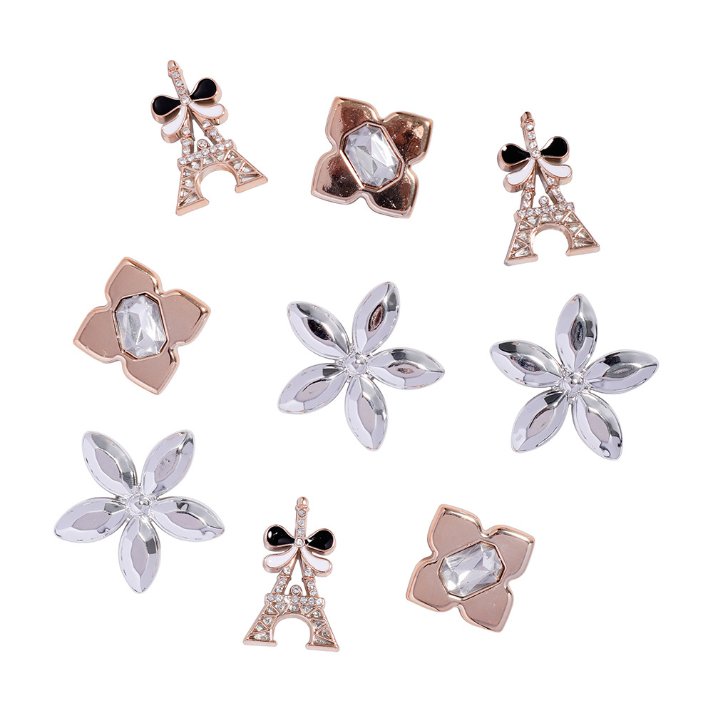 diy Crocs accessories: detachable plastic electroplated shoe buckles, butterfly-shaped, snowflake-shaped clasp decorative accessories Item Picture
