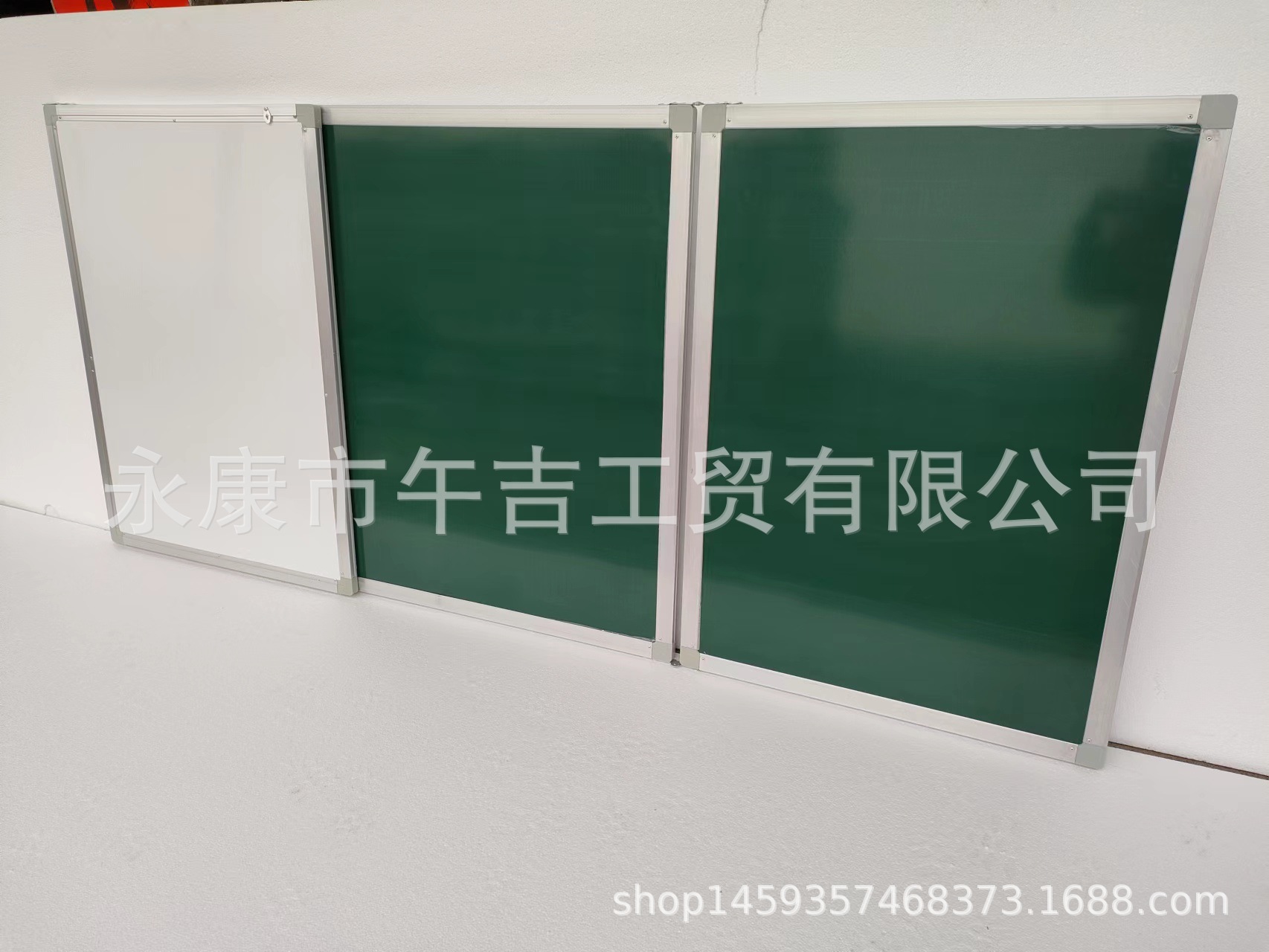 挂墙式树脂双面折叠板三合一办公教学写字磁性绿板搪瓷板折叠白板详情14