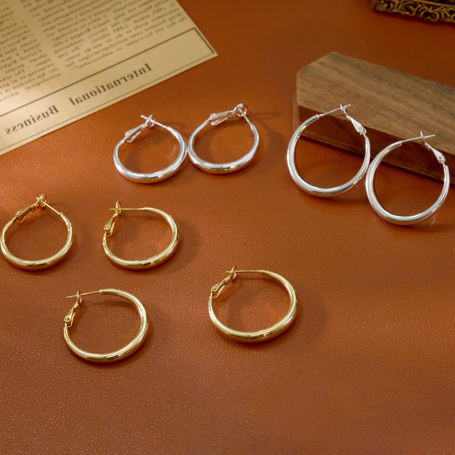 Hyacinth rose, Liu Yifei's same style circle earrings, large circle earrings, women's ear rings, plain circle earrings, new 2024 bestseller earrings details Picture