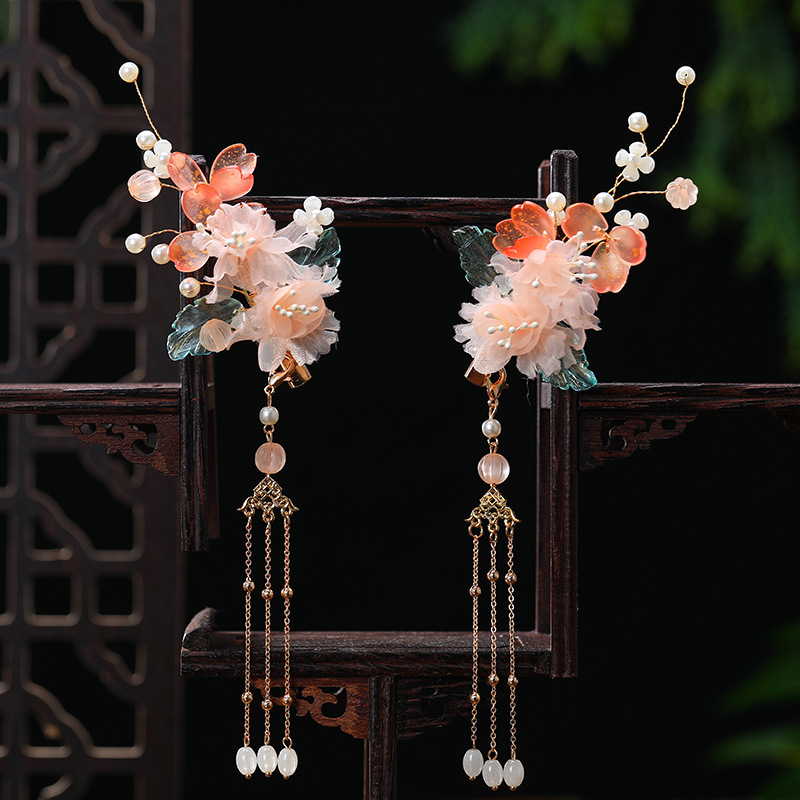 Creative ancient-style women's Hanfu accessories, long tassel style pearl decorative hair clips, glass leaf metal pair clips, national trend series