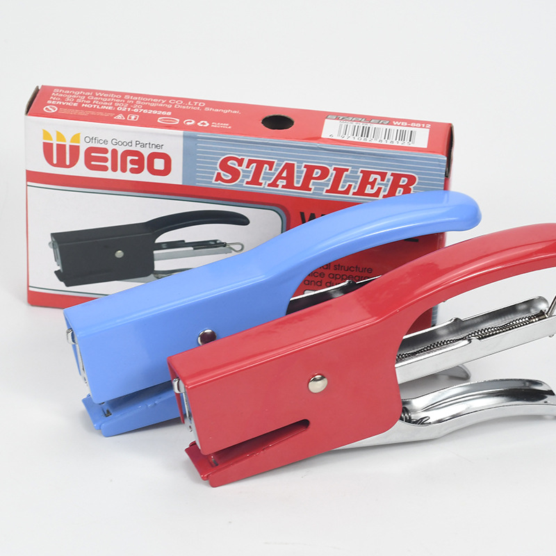 The new hand-held stapler from Weibo is a convenient and effortless binding tool for desktop office staplers Application Scenario