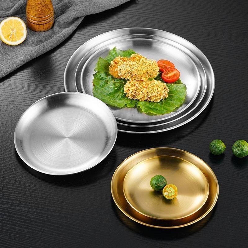 304 stainless steel round plates, Korean barbecue plates, snack plates, Western plates, bone plates, steak plates, tableware, fruit plates, dessert plates, dinner plates, Korean tableware, stainless steel plates, barbecue plates Application Scenario