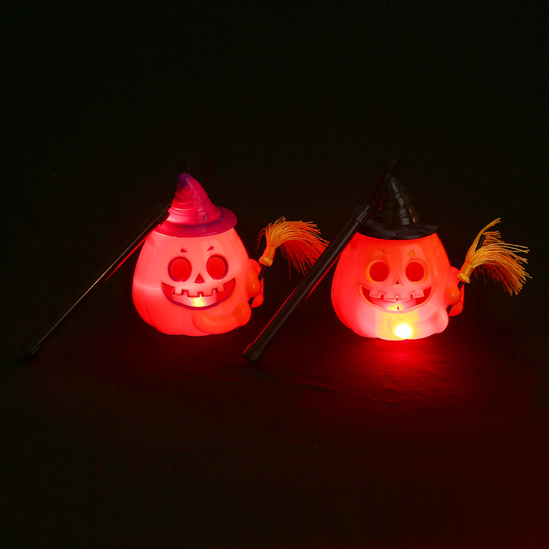 Cross-border new Halloween pumpkin lantern, children's hand-held luminous candy jar, dance party, bar decoration props details Picture