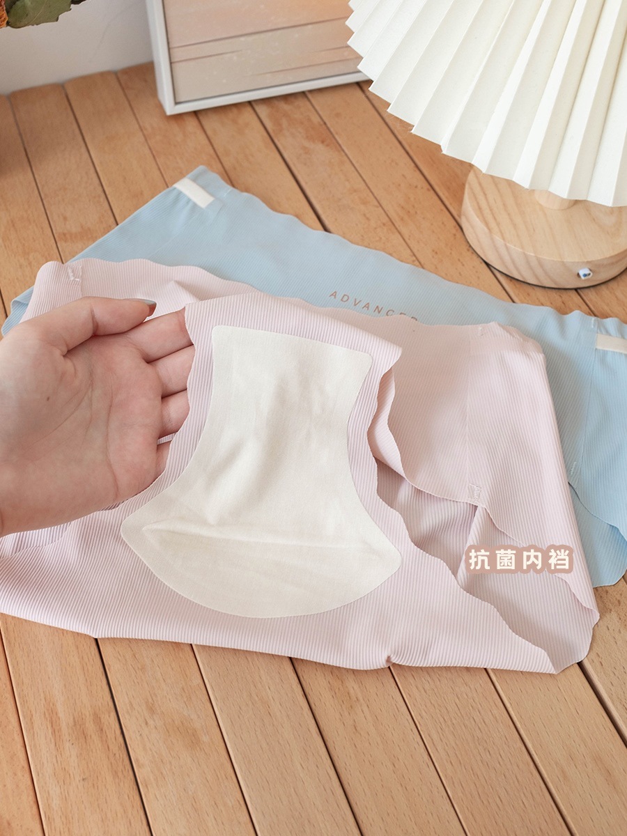 Silky nude feel ~ Summer women's thin summer underwear, women's ice silk peachy buttocks breathable, sweet girl's style waist Application Scenario