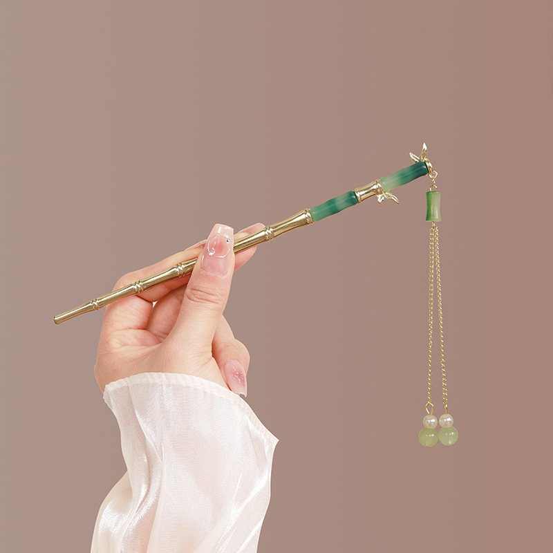 Chinese-style and trendy lilac hairpins for women with a high-end feel, ancient and new Chinese-style hairpins, tassel hairpins, updo hairpins, cheongsam and Hanfu headwear details Picture
