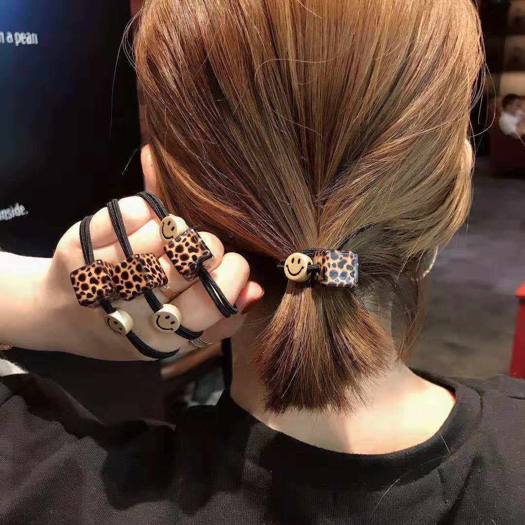 Leopard print hair tie, square smiley face leather band and leather cover, Korean style hair band, high elasticity hair tie, two-yuan store hair accessory Specification image