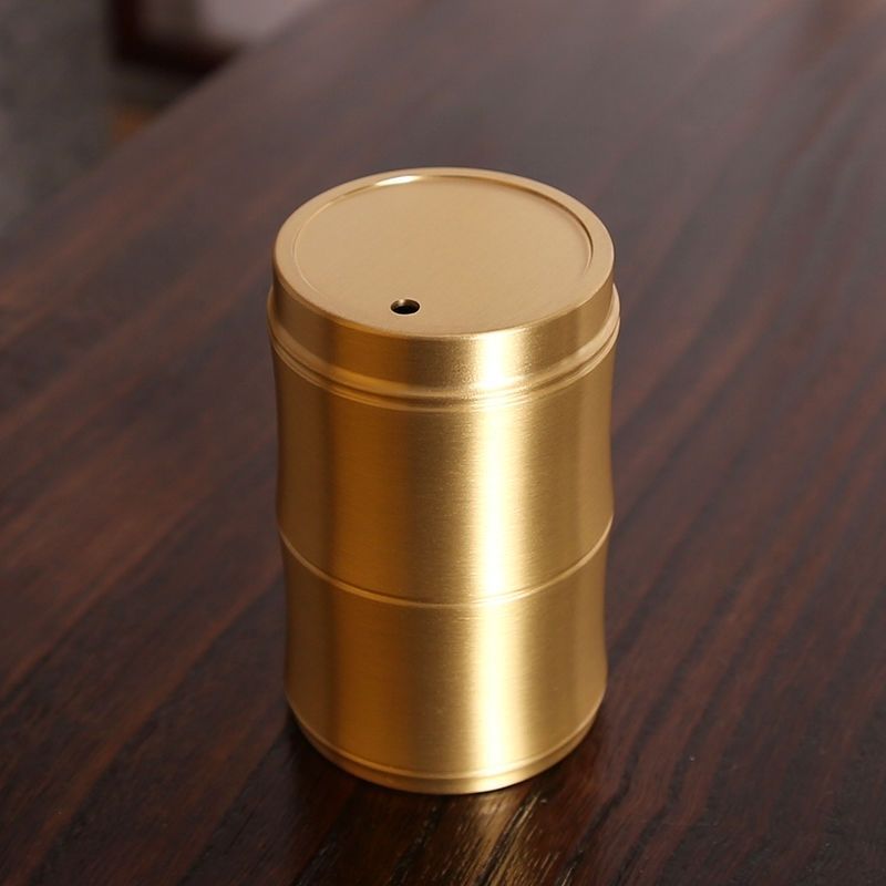 Brass toothpick holder, creative high-end household toothpick box, portable bedroom, dining room and living room, dust-proof and shock-resistant toothpick can details Picture