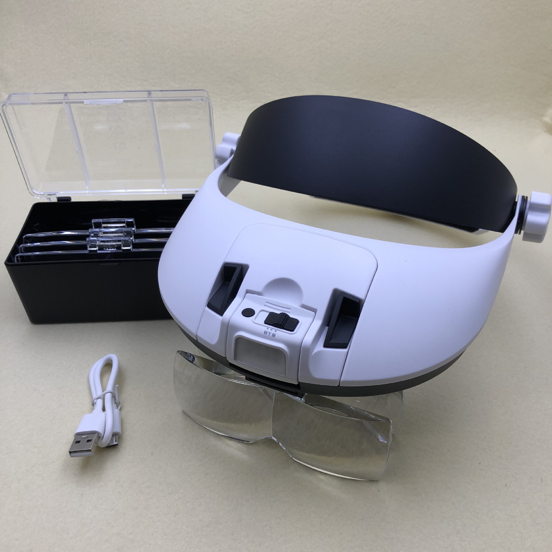 The new 81000NC rechargeable head-mounted helmet magnifying glass with 8 leds is a gift for the elderly, a reading magnifying glass Item Picture