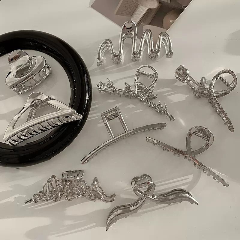 Silver Metal Hair Clip Back Head Hair Amount Of Large Pan Hair Grab Clip Advanced Sense Shark Clip Korean Hair Decoration Woman details Picture