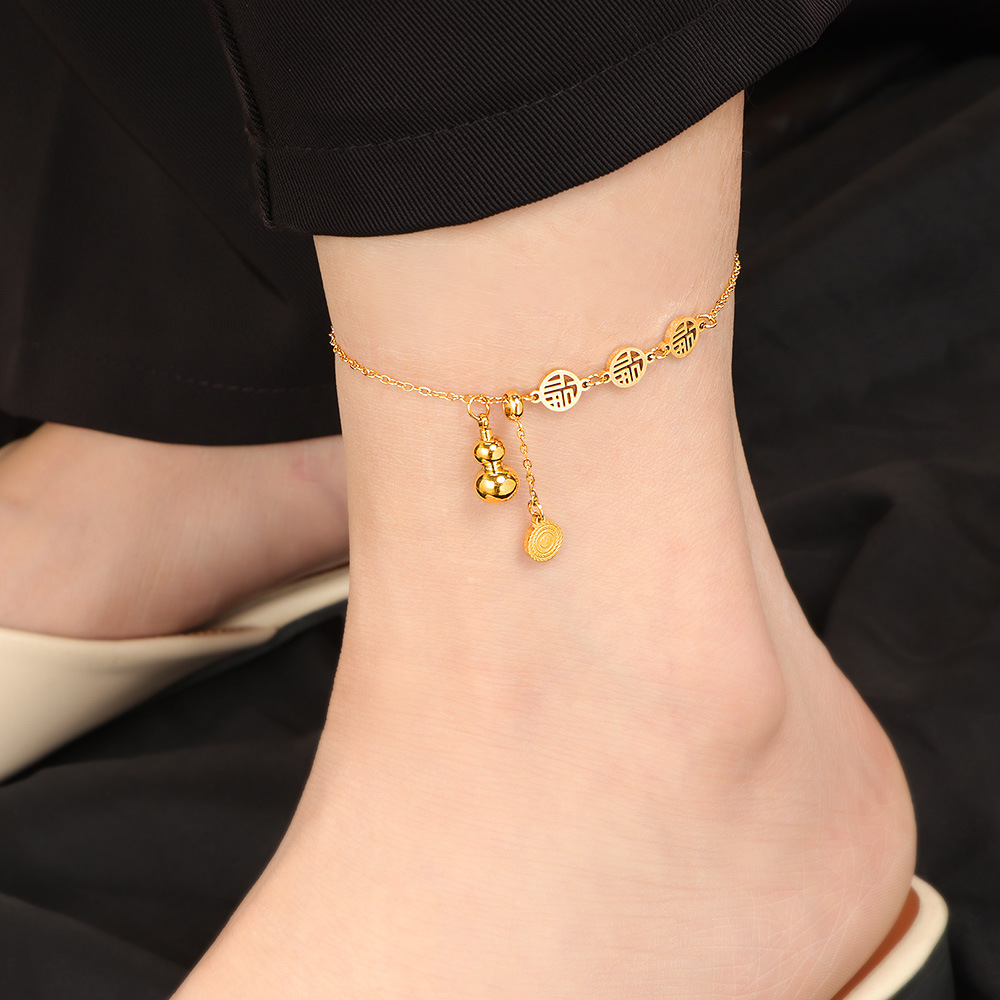 New Chinese-style "Fu" character gourd foot chain for women 2025, a bestseller with a light luxury design and a stylish summer foot chain