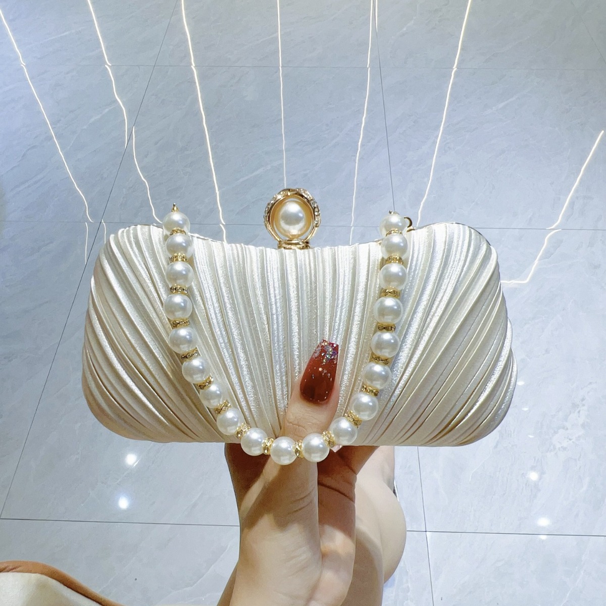 New cross-border silk satin pleated pearl cheongsam dinner bag, bride princess bag, handbag, KTV banquet women's bag