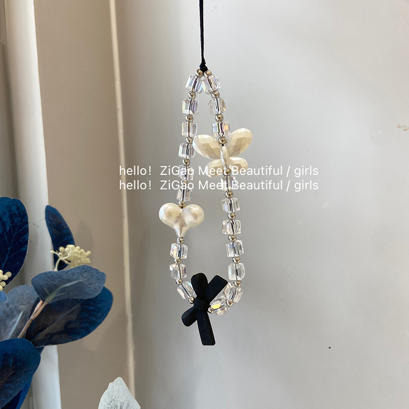 Creative Butterfly Love Mobile Phone Chain Black Bow Mobile Phone Case Pendant Plastic Square Beaded Mobile Phone Lanyard Application Scenario