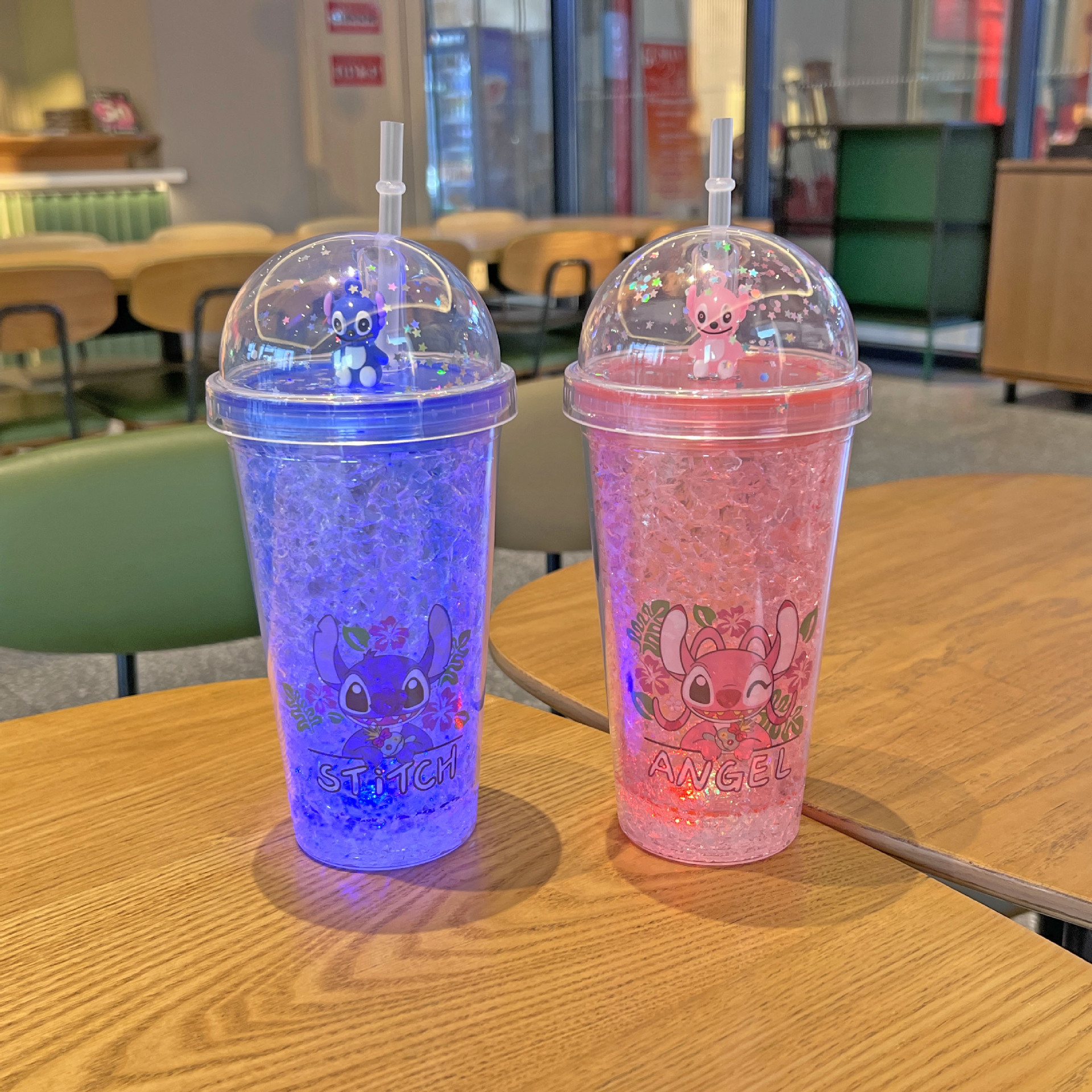 新款网红吸管杯创意卡通史迪仔可爱水杯批发双层塑料杯冰裂碎冰杯