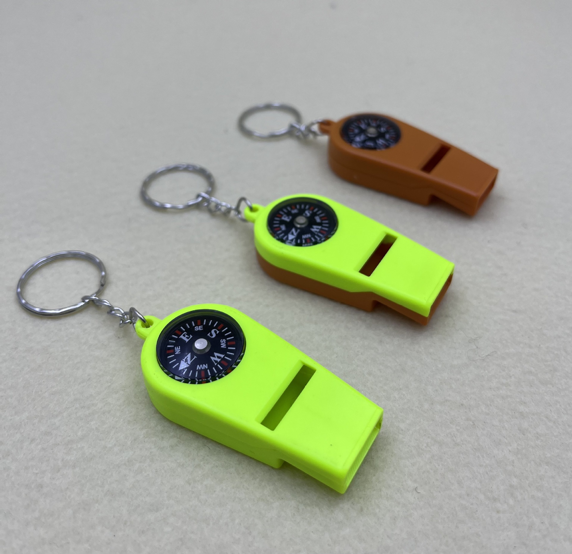 H2-1多功能 钥匙扣 口哨 指南针 学生礼品旅游用指南针