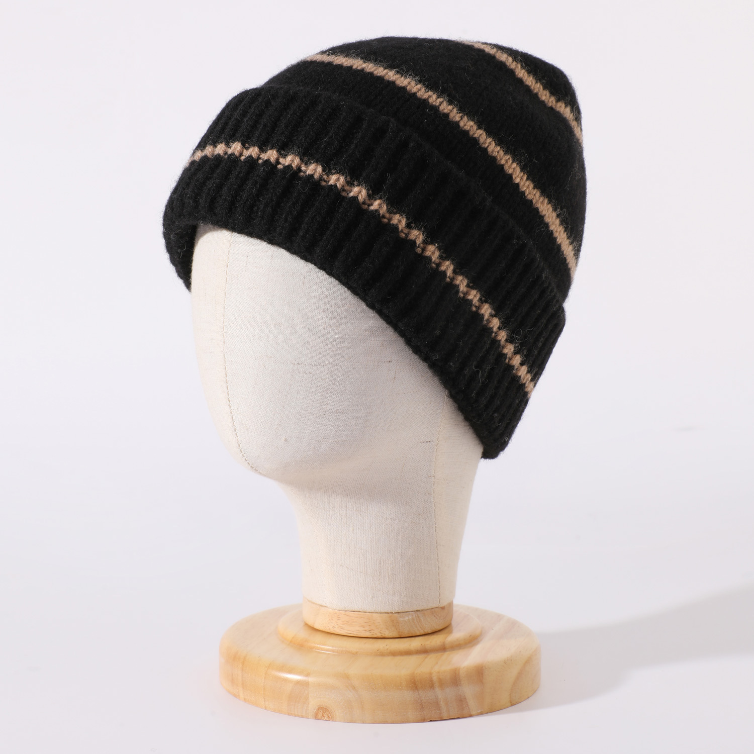 The New Pure Wool Striped Hat For Ladies 2023 Autumn And Winter Sweet Warm Wool Knitted Hat Can Replace Hair Application Scenario