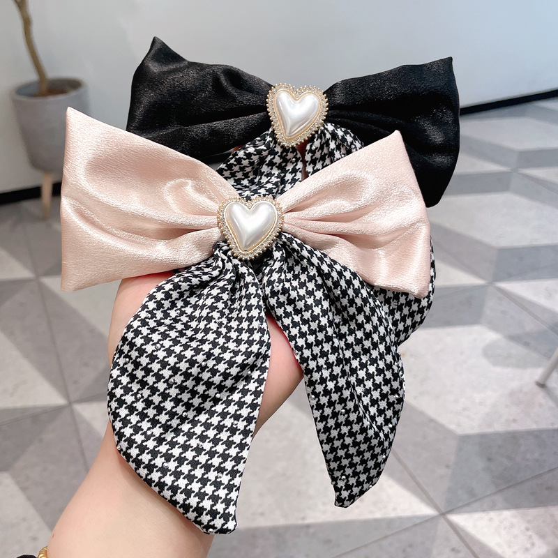 Korean sweet big hair clip, heart-shaped checkered bow clip, top clip on the back of the head, popular hair accessory ponytail clip for girls Specification image