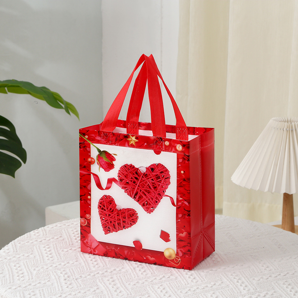 Amazon non-woven fabric Valentine's Day gift bags, foldable hand-held gift bags, Qixi wedding banquet gift bags Application Scenario