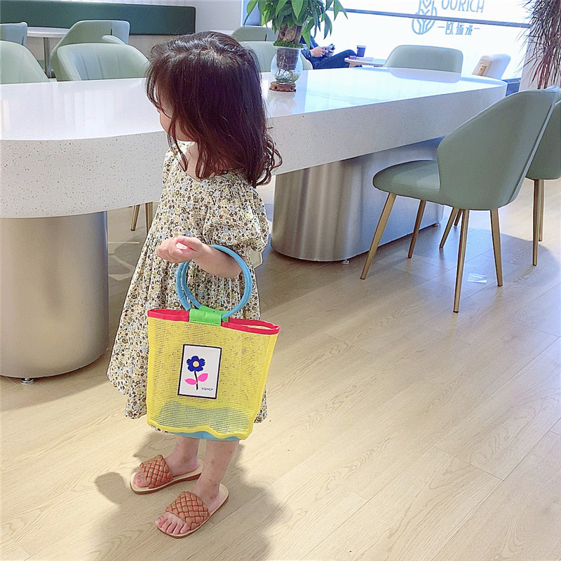 Children's 2025 Spring/Summer new handbag, a versatile two-color shopping bag for girls, a cute baby, a trendy bag for beach outings details Picture