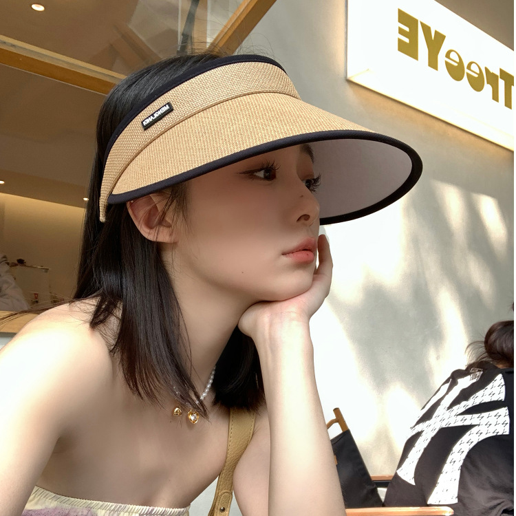 Sun hat women's sunscreen hat UV protection riding face covering sun hat women's summer straw hat empty top hat wholesale