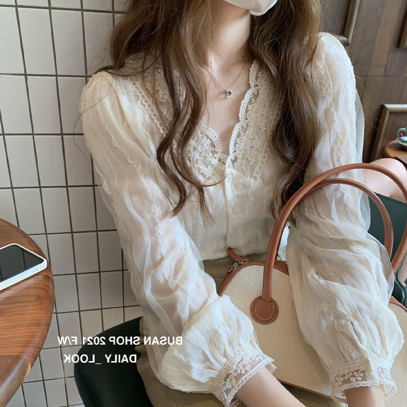 This elegant V-neck lace blouse is a gentle and versatile chiffon shirt for women. It's a new autumn 2024 collection with a sweet and unique design sense