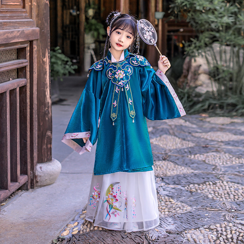 汉服女童套装产品图