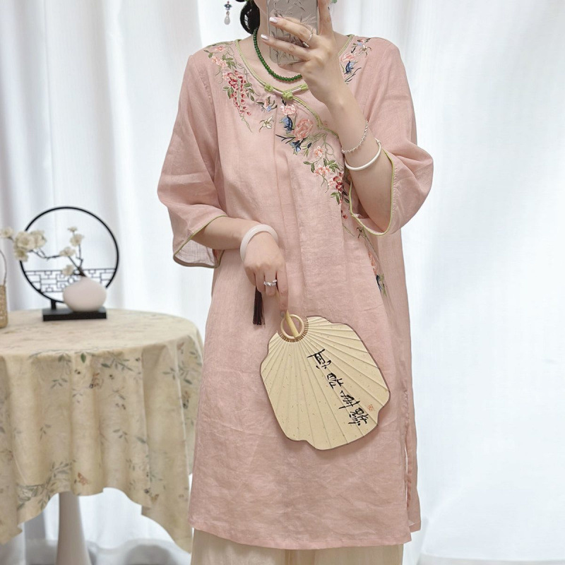 New spring and summer style of improved cheongsam, pure cotton, retro embroidery, Zen tea dress, mid-sleeved dress for women details Picture