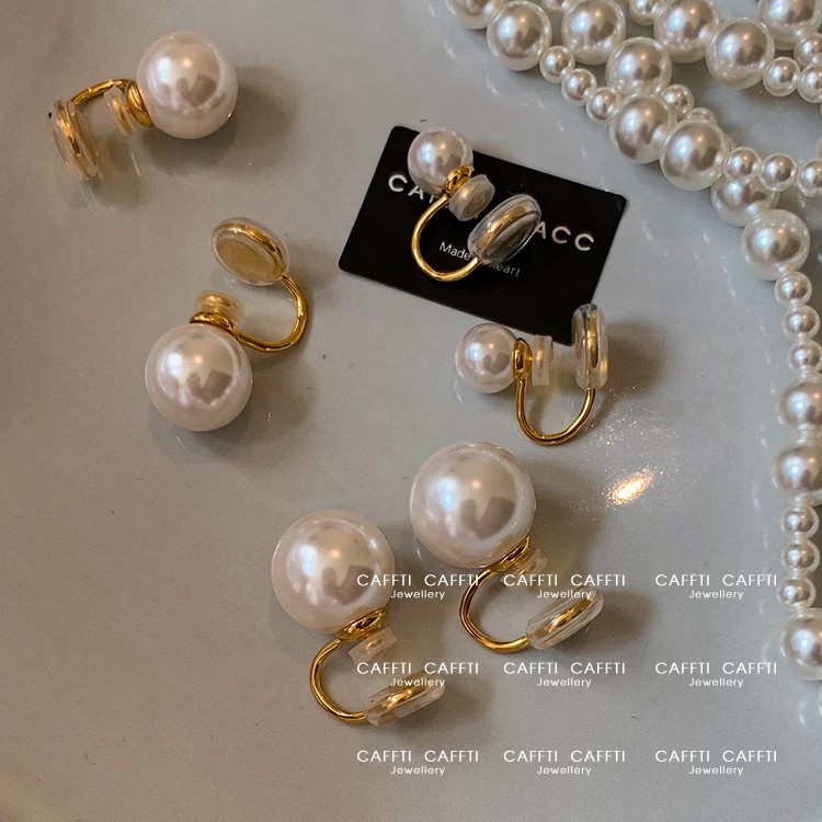French high-end style Shijia pearl ear clips for women, light luxury, niche, no ear holes, ear bone clips, light luxury, versatile earrings wholesale Application Scenario