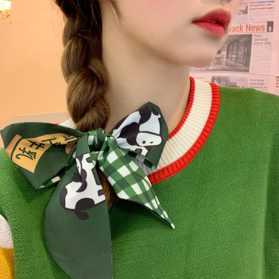 The multi-functional ribbon hair band is cute and girlish. The bow is super ethereal. It's a ponytail tie with a ribbon and a broken hair band Application Scenario