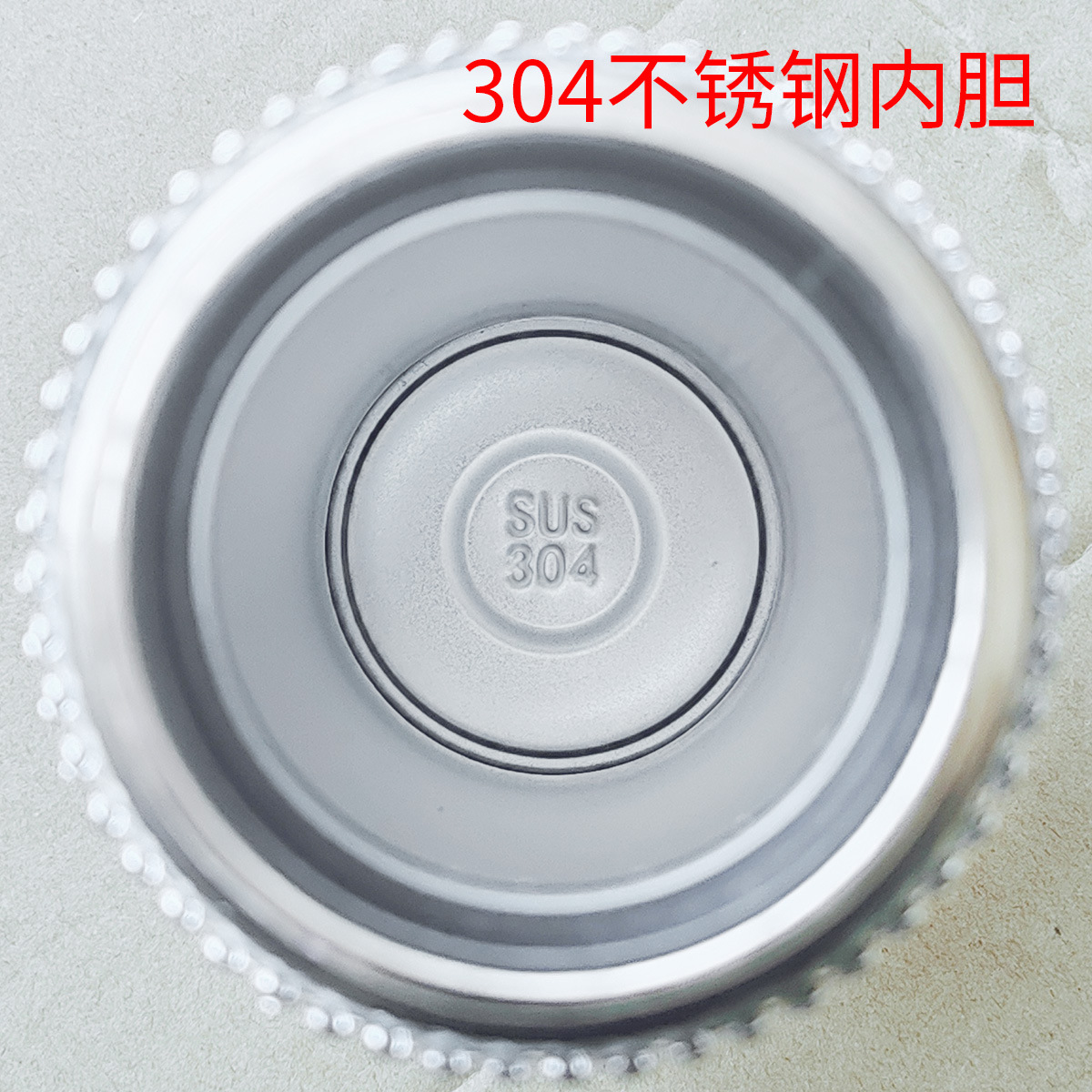 Cross-border 500ml stainless steel diamond-encrusted smart insulated cup, led temperature display water cup, straight cup for home and office use Application Scenario