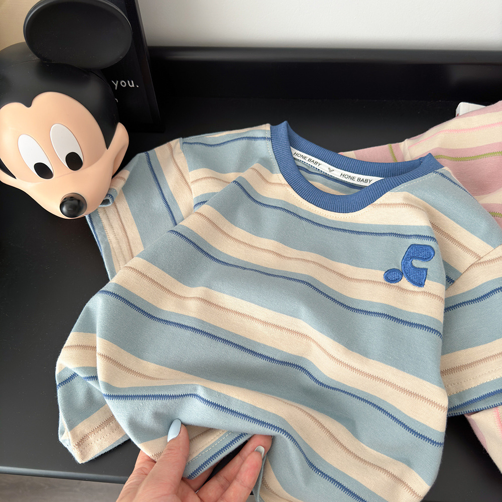 童装女童短袖韩版/热门短袖/童装/t恤儿童短袖韩版/服装儿童短袖韩版白底实物图