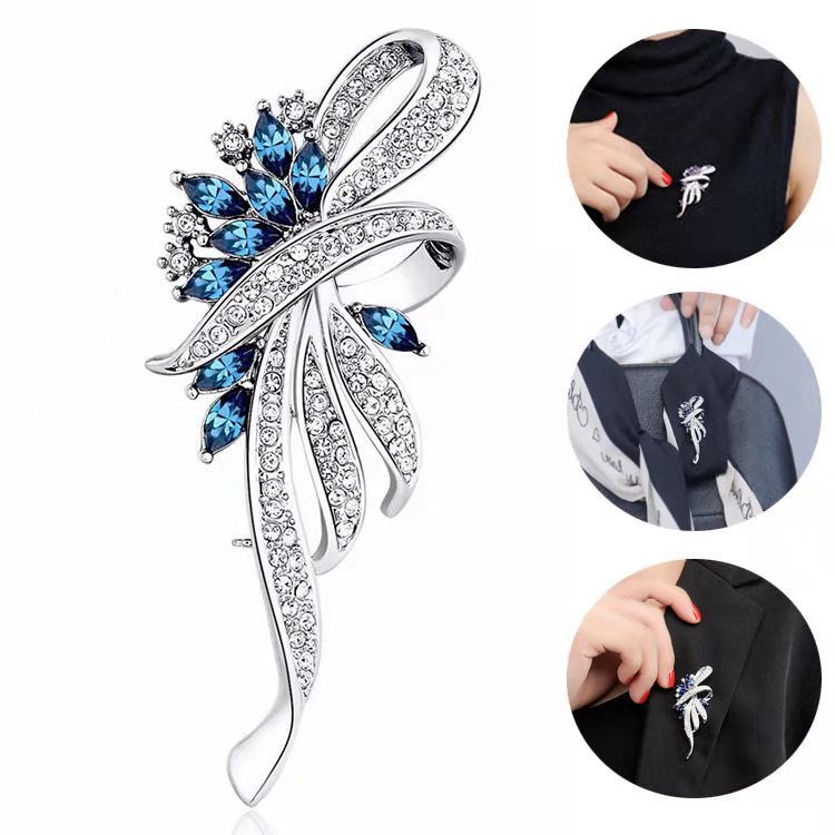 Fashion Crystal Ice Crystal Flower Brooch Rhinestones Inlaid With Explosive Foreign Trade Collar Brooch Brooch Pin Clothing Accessories details Picture
