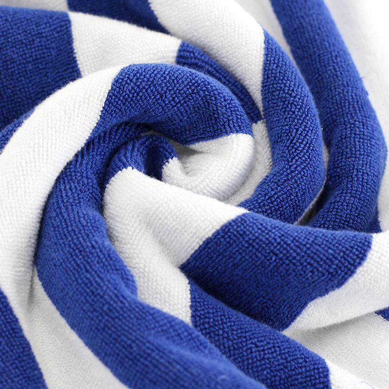 Cotton Yarn-Dyed Jacquard Beach Towel Custom 75*152 Blue And White Striped Swimming Towel Foreign Trade Gift Bath Towel Application Scenario
