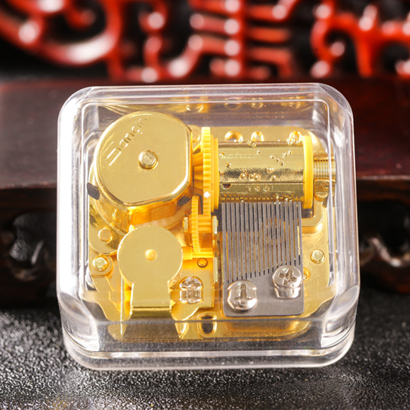 Metal movement wind-up music box Music box gift Girl child birthday gift Sky City living room decoration details Picture