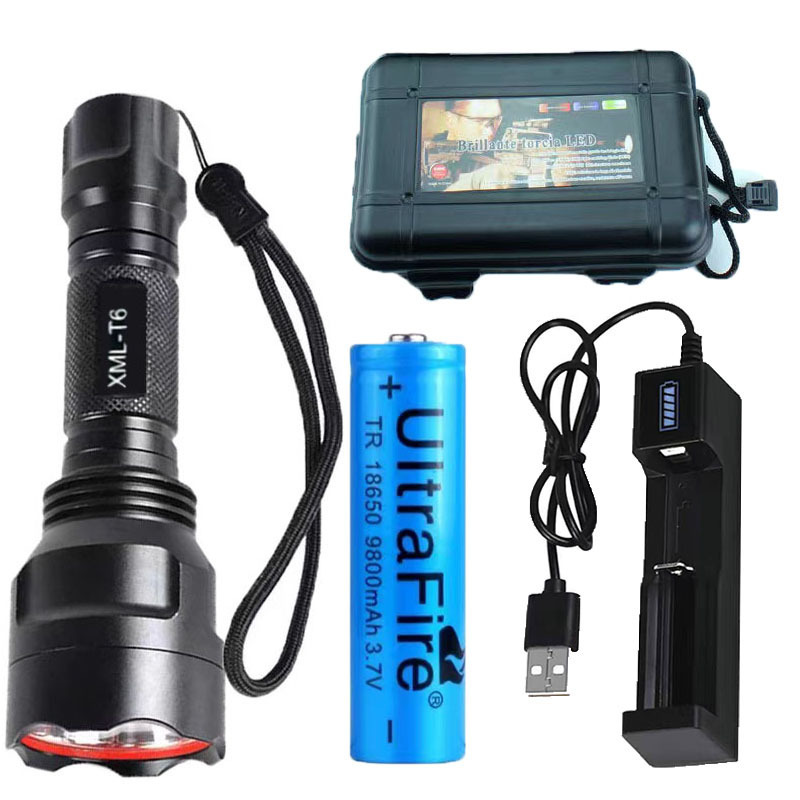工厂批发C8强光手电筒led灯定焦 T6超亮远射铝合金户外家用照明灯