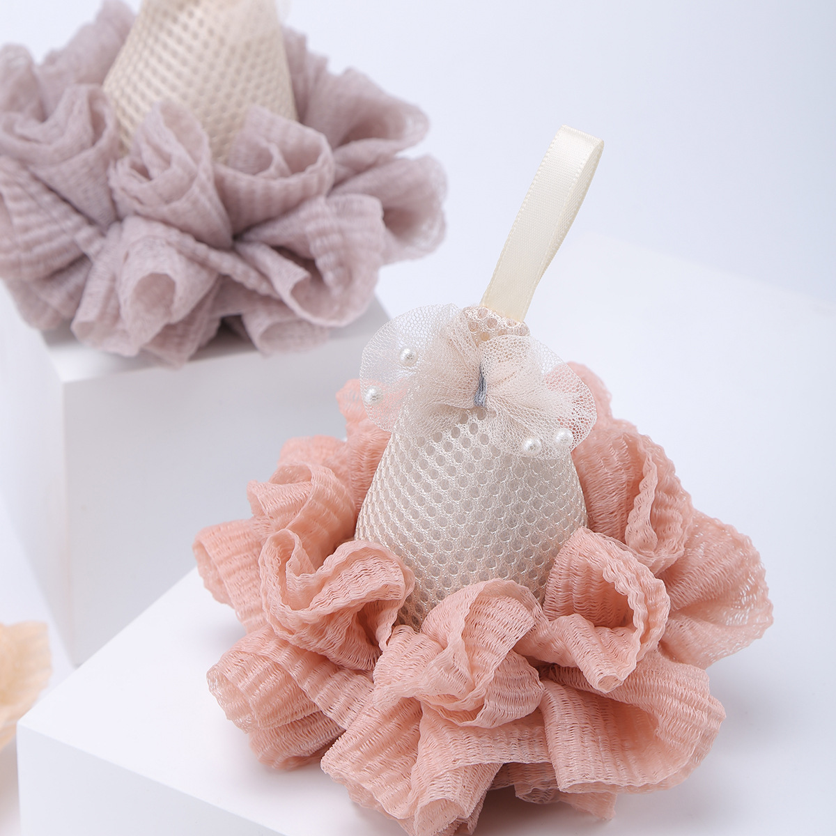 Shower Ball Hyuna Ice Cream Scrub Girl Baby Instagram Cute Bubble Ball Soft Not Loose Bath Flower Specification drawing