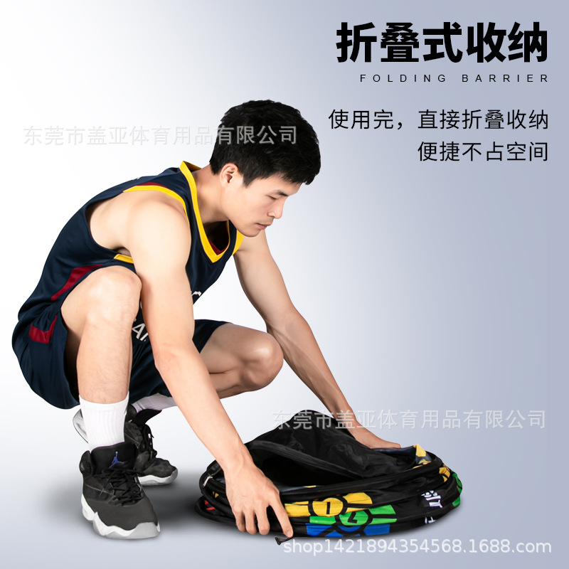 足球训练辅助用具实物图