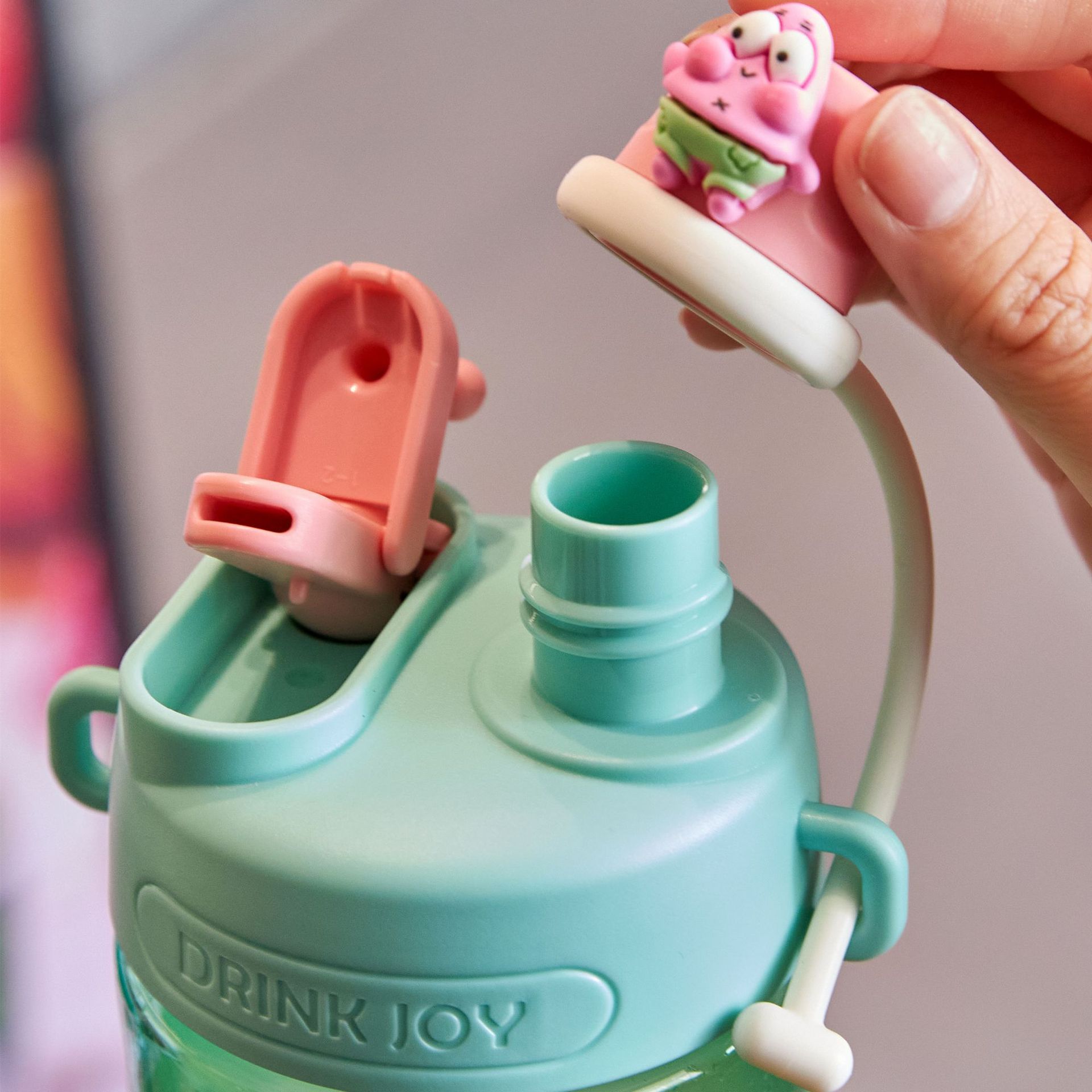 The New Small 2023 Summer Tritan Plastic Straw Cup Water Bottle For Girls And Children Going To School Specification drawing