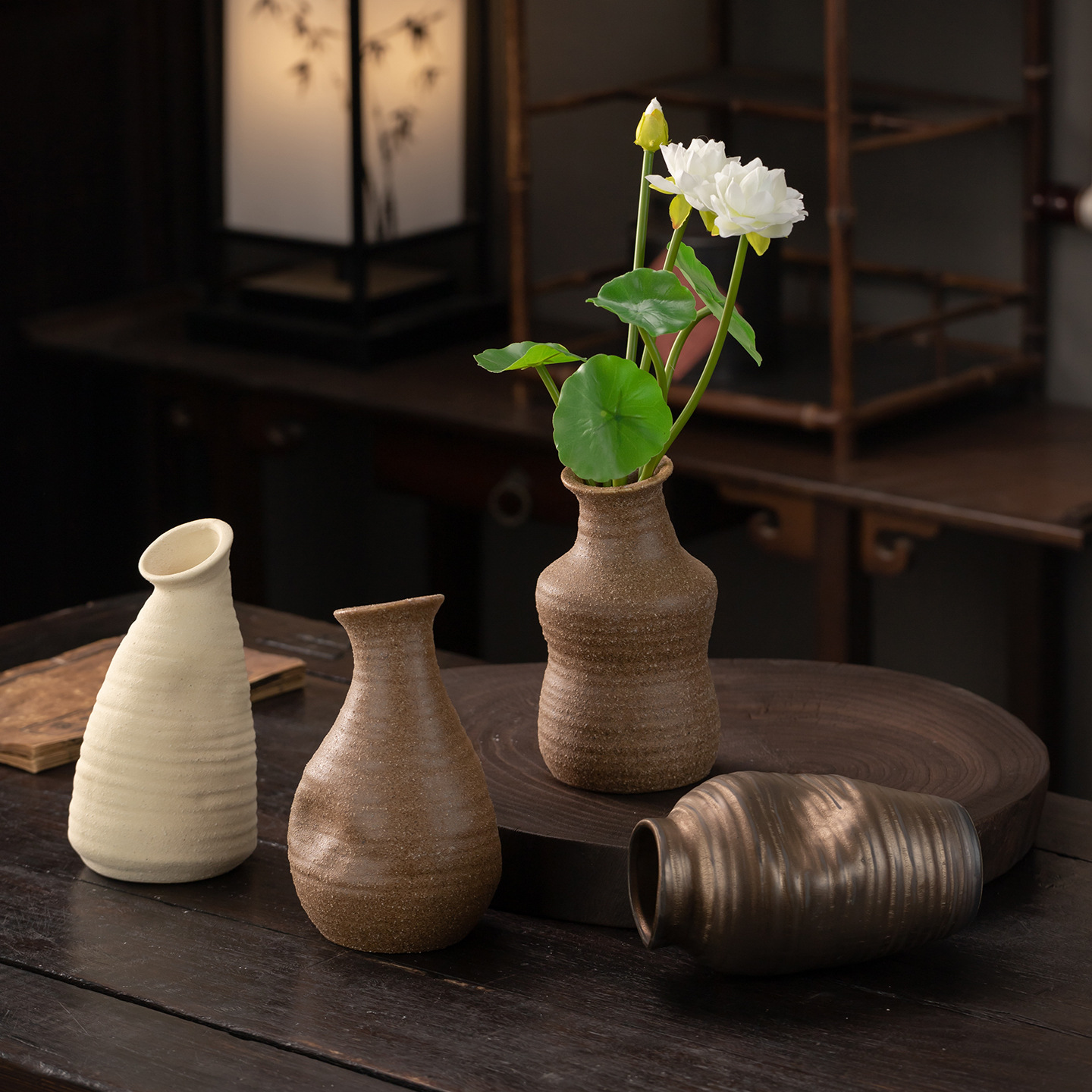 Retro Nordic minimalist vase, creative ins dried flower table, flower arrangement, creative decorative items for home living room Specification image