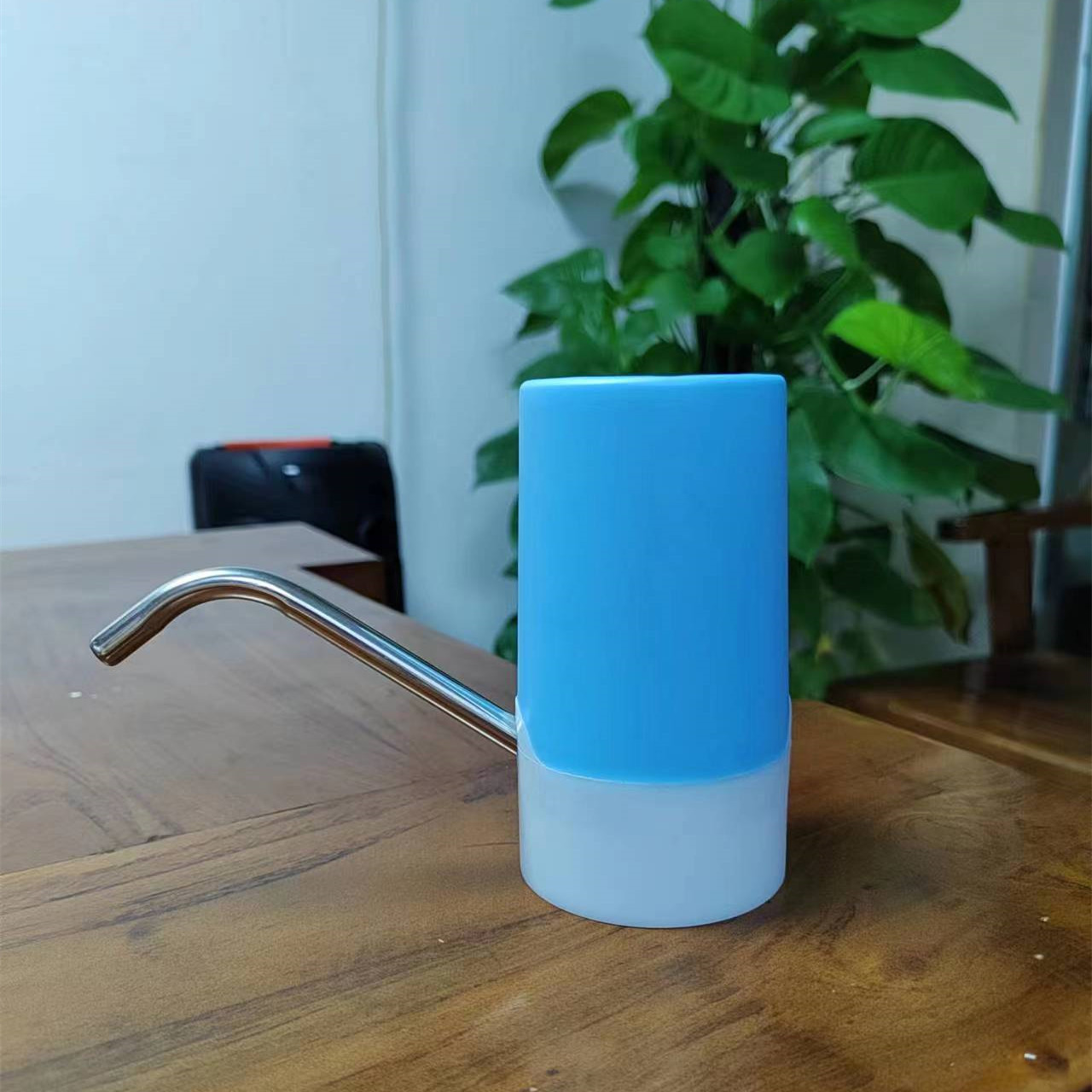 自动上水器实物图