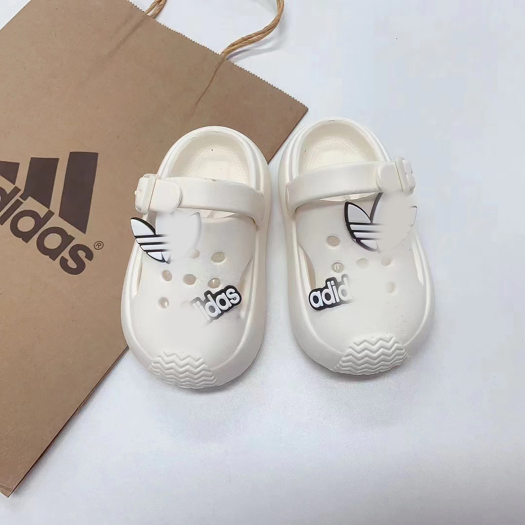 Cross-border [LOGO customization Service] Anti-slip soft-soled children's slippers with a feeling of stepping on feces, suitable for both indoor and outdoor use by boys and girls. Baby sandals Specification image