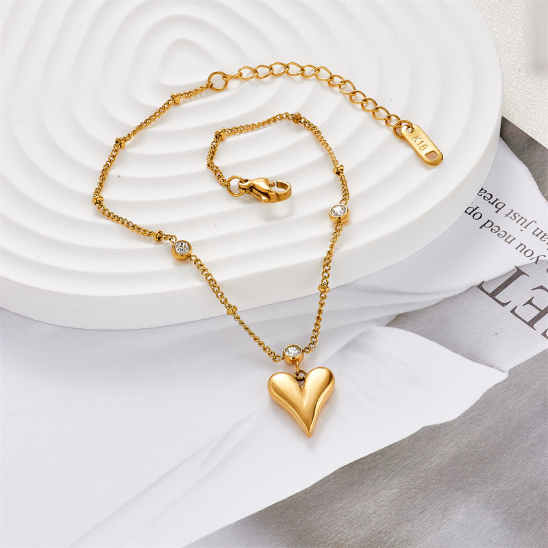 New 18k gold heart with diamond anklets for women, zircon heart for young women's feet, titanium steel, non-fading, niche design Specification image