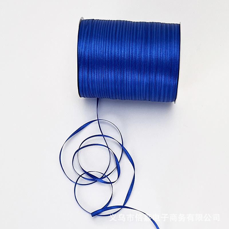 3mm ribbon, roll-tied balloon, helium rope, solid color satin birthday flower arrangement gift box, red ribbon, thin Application Scenario