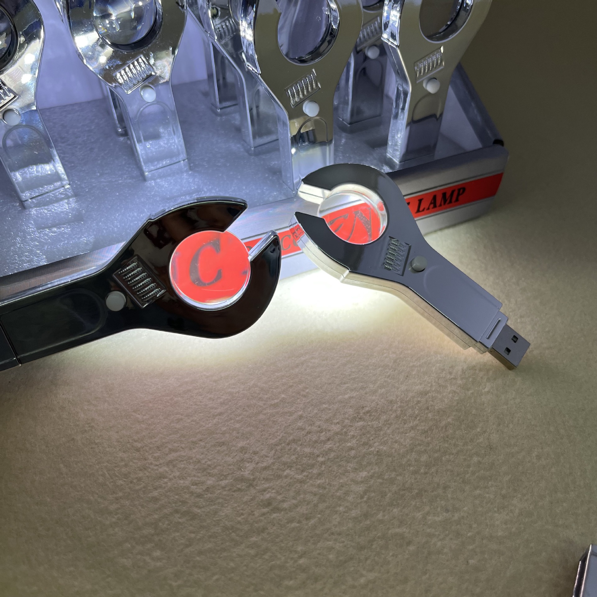118# New 10x wrench model, 5 LED lights, USB rechargeable high-end high-magnification and high-definition magnifying glass Specification image