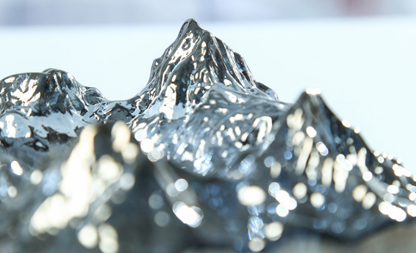 Crystal glass [Transparent Iceberg] Transparent iceberg-shaped crystal ashtray Business gift Household decorative item Item Picture