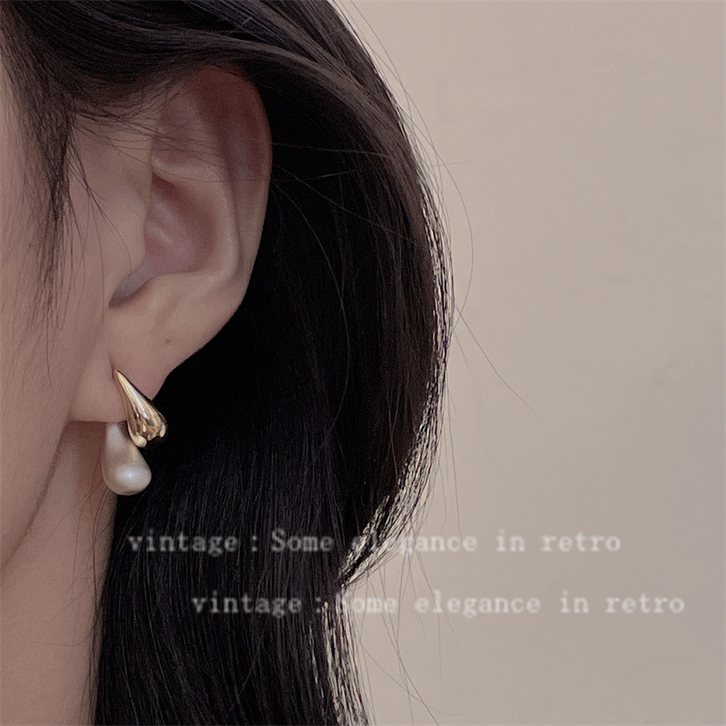 A Two Wear Color Contrast Design Water Drop Metal Earrings Female Niche Retro Personality 100 Earrings After Hanging Test Earrings details Picture