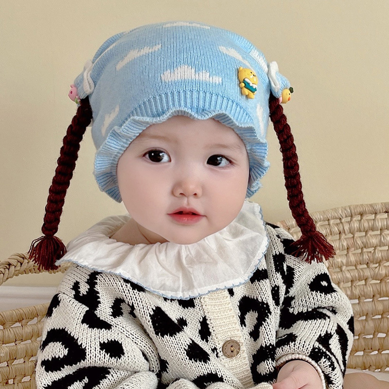 Bena Bear's new knitted caps, baby caps, warm baby caps, children's caps, and small braids Application Scenario