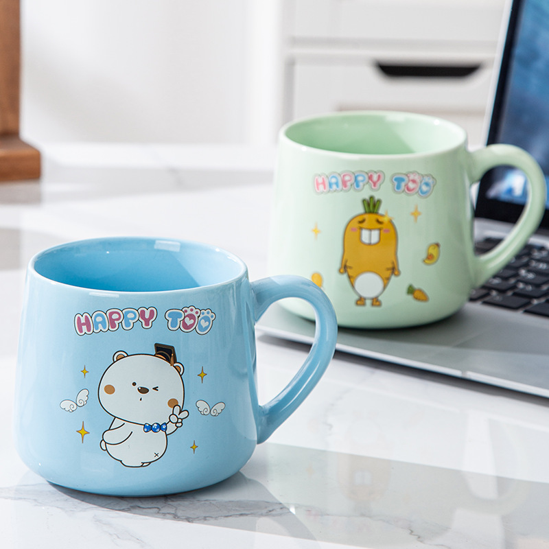 Cartoon officially authorized cute mugs, water cups, summer children's ceramic breakfast milk cups, student birthday gifts Application Scenario