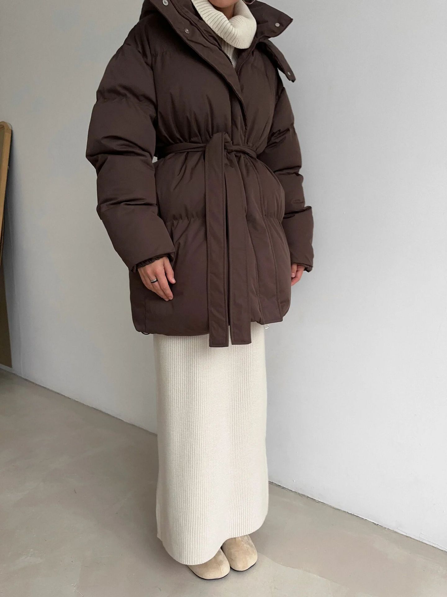 European and American style 2025 casual waist-cinching slimming hooded mid-length bread cotton-padded jacket for women, thickened cotton-padded jacket jacket in brown pic 13
