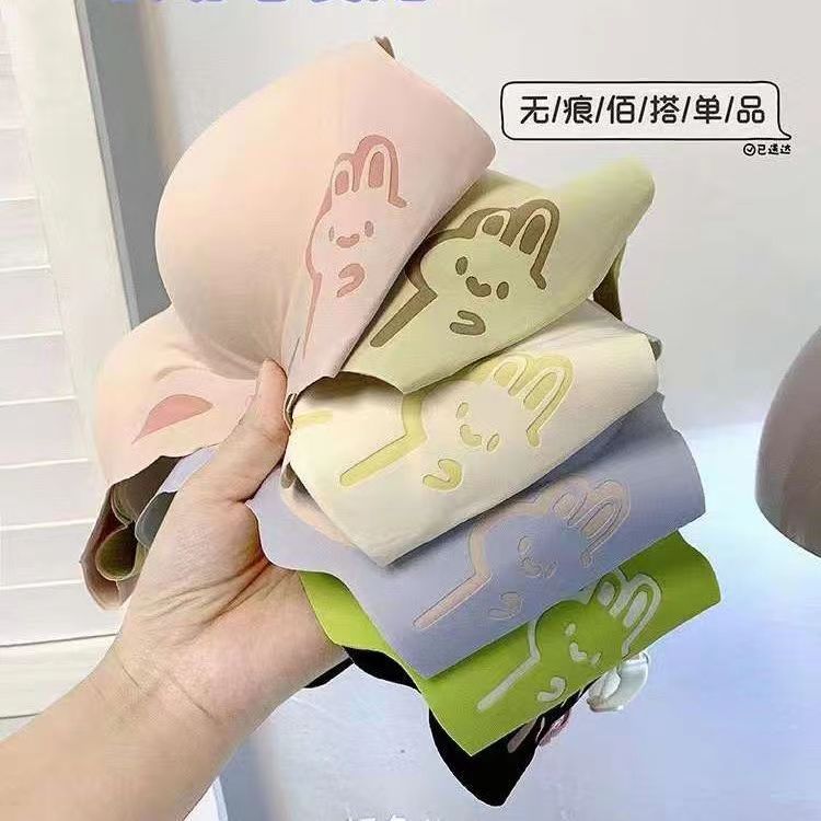 无钢圈文胸实物图