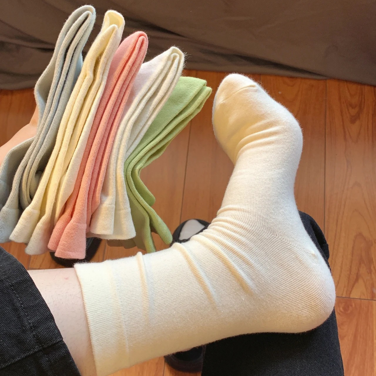 The same style of socks on Xiaohongshu, trendy on Instagram, cute Korean, Japanese summer, thin, Korean version, black for women, Morandi color